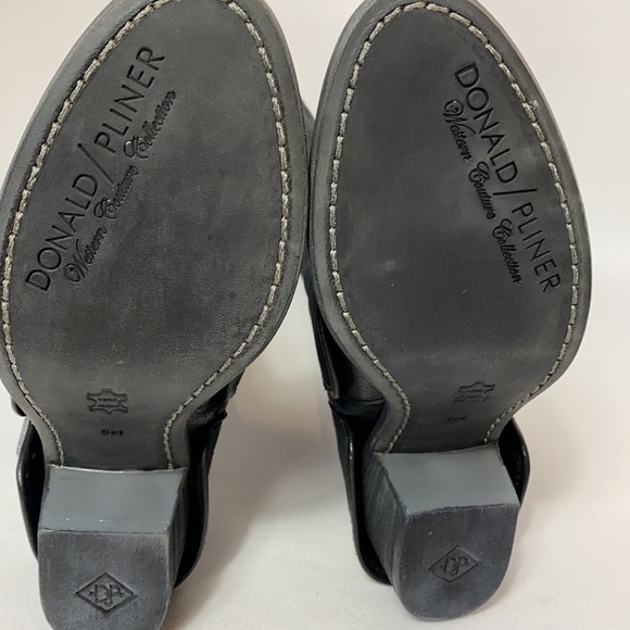 Donald J. Pliner Devi7 tall black leather boots 6 - Picture 9 of 10